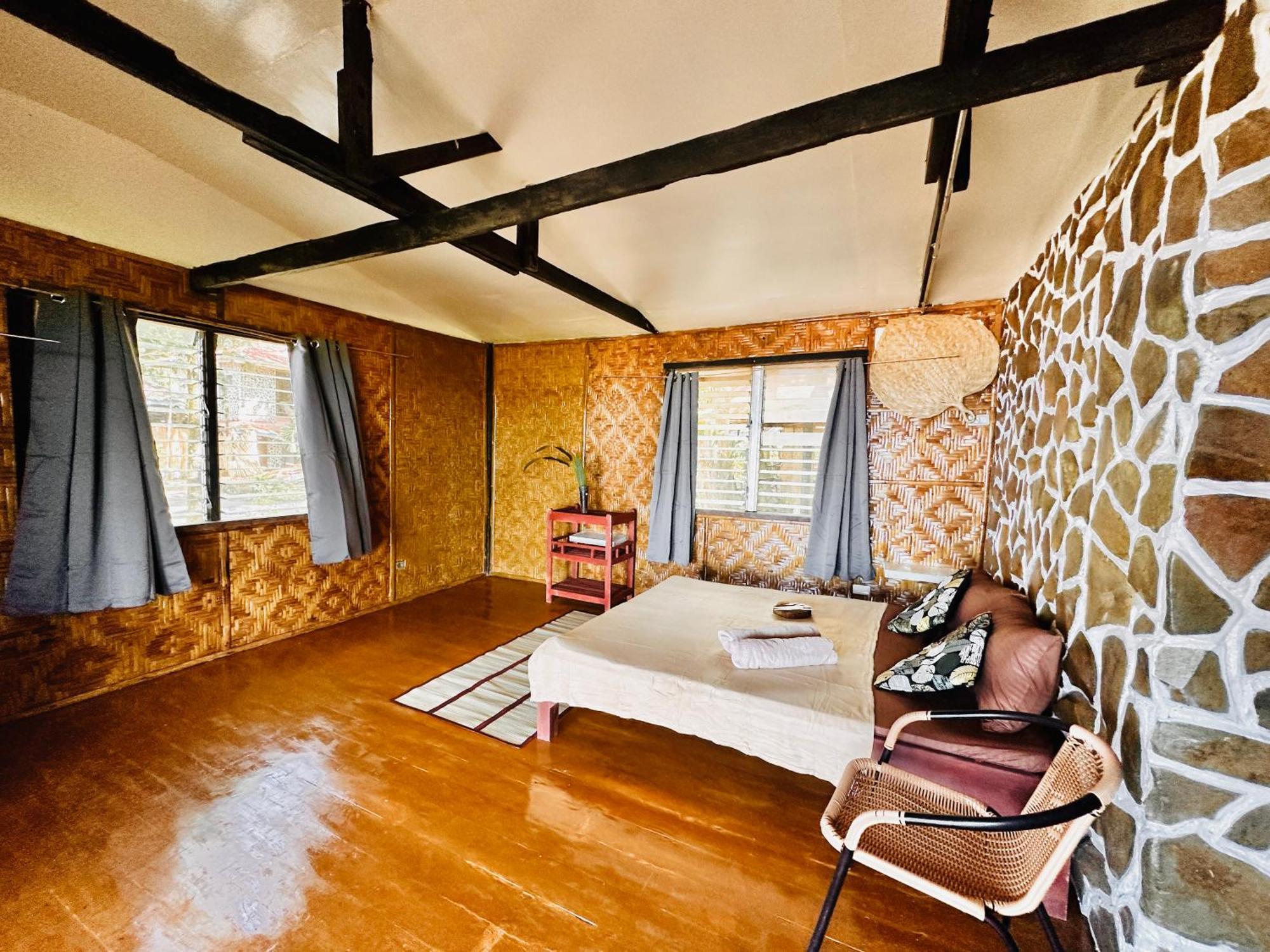 Playa Del Fuego Camiguin Beach Hostel & Resort มัมบาเฮา ภายนอก รูปภาพ