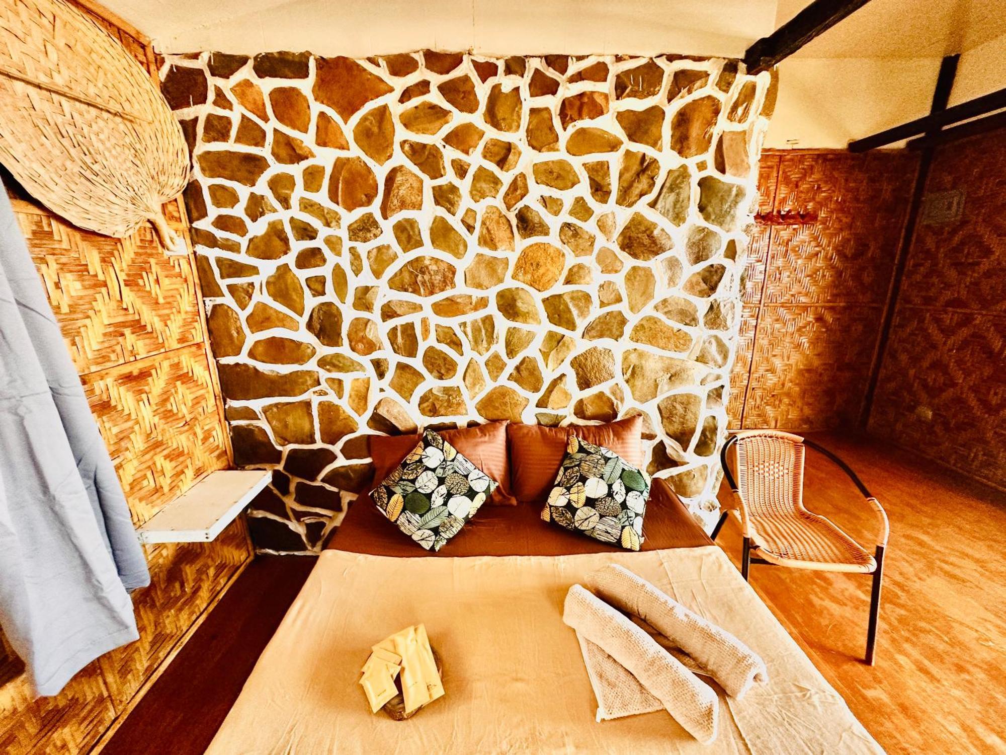 Playa Del Fuego Camiguin Beach Hostel & Resort มัมบาเฮา ภายนอก รูปภาพ