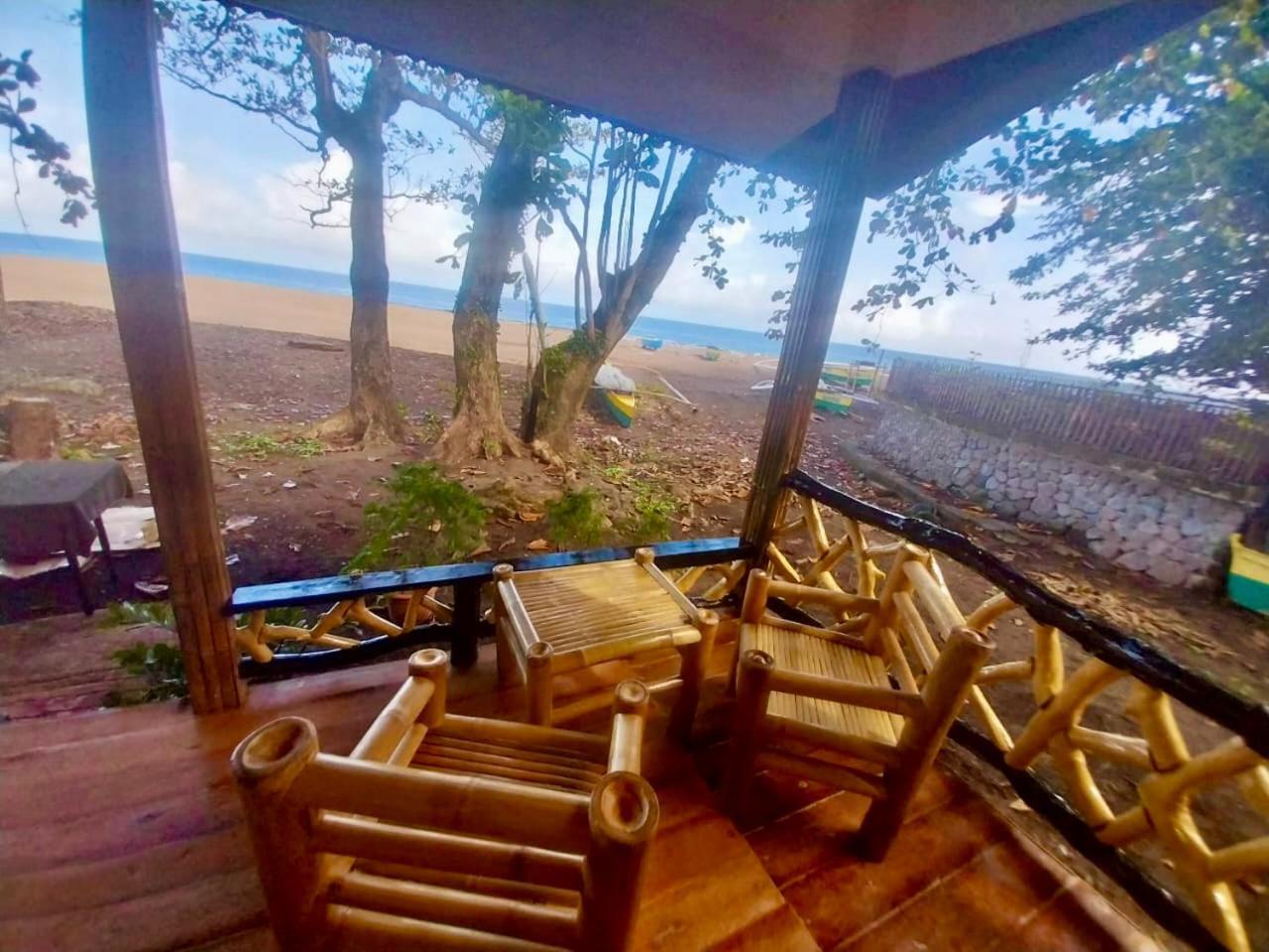 Playa Del Fuego Camiguin Beach Hostel & Resort มัมบาเฮา ภายนอก รูปภาพ