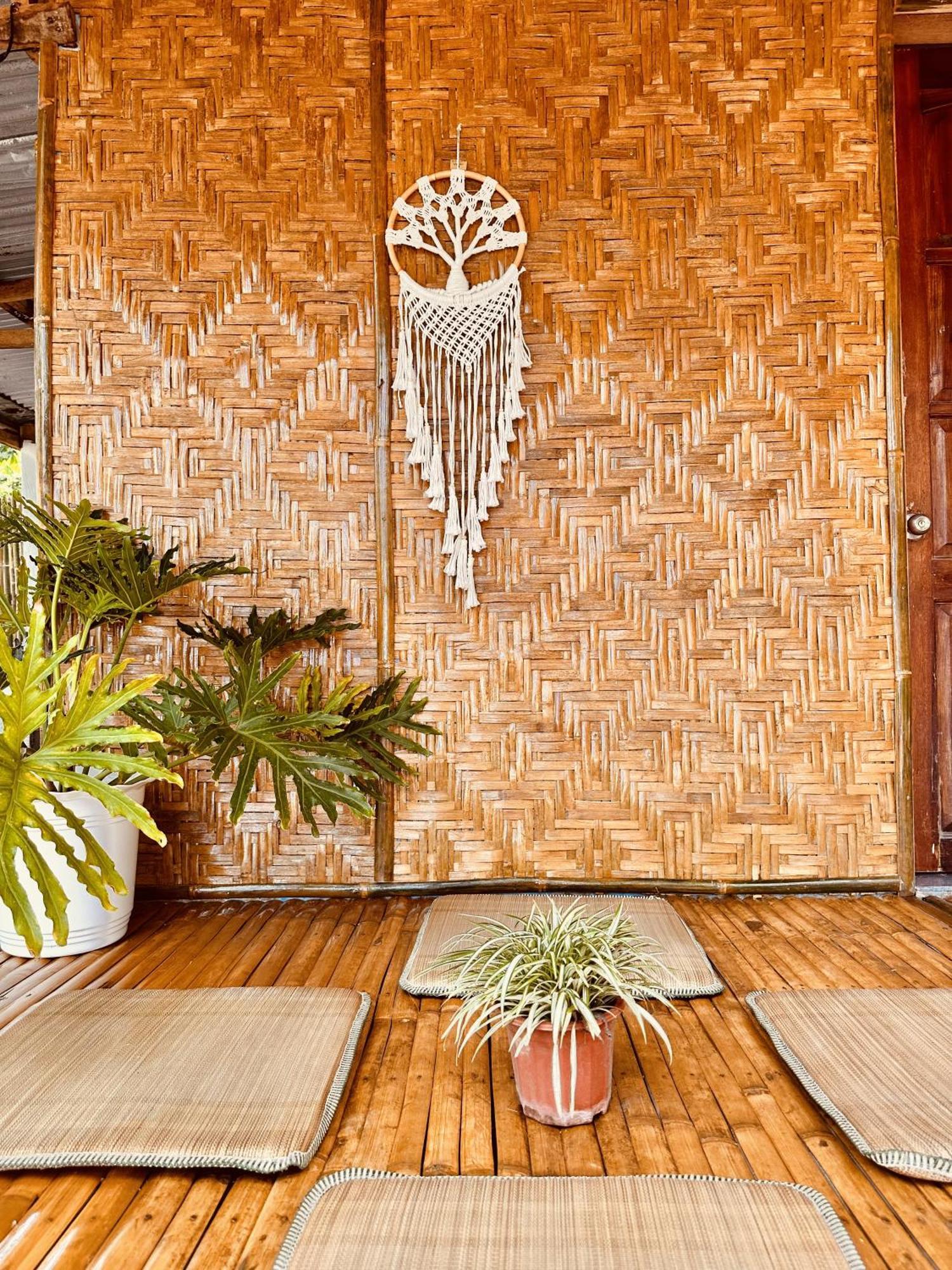 Playa Del Fuego Camiguin Beach Hostel & Resort มัมบาเฮา ภายนอก รูปภาพ