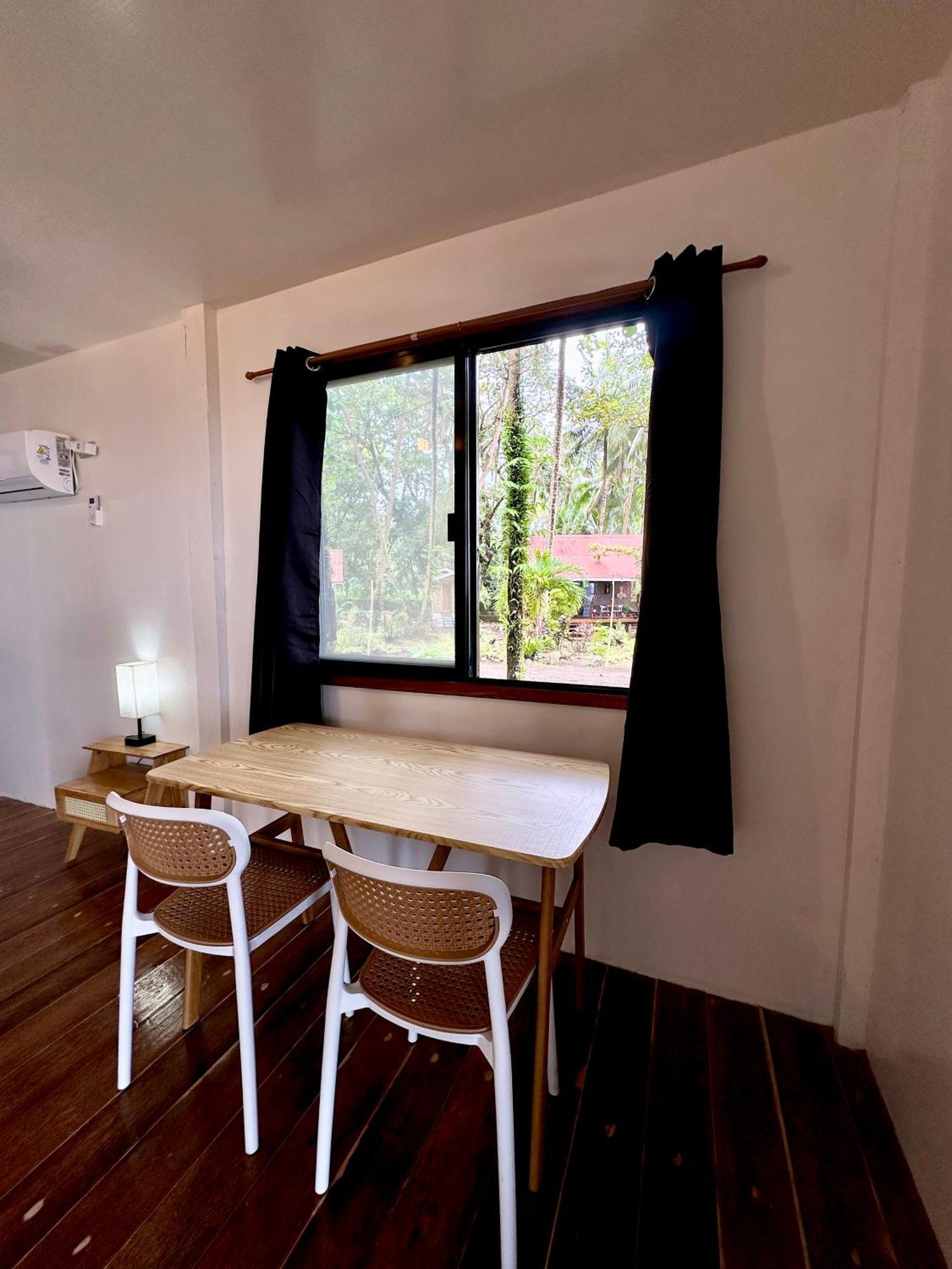 Playa Del Fuego Camiguin Beach Hostel & Resort มัมบาเฮา ภายนอก รูปภาพ